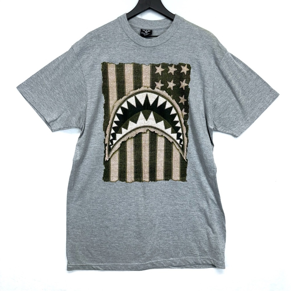 Flying Horse Shark T Shirt USA Flag Gray Black White 2XL Short Sleeve